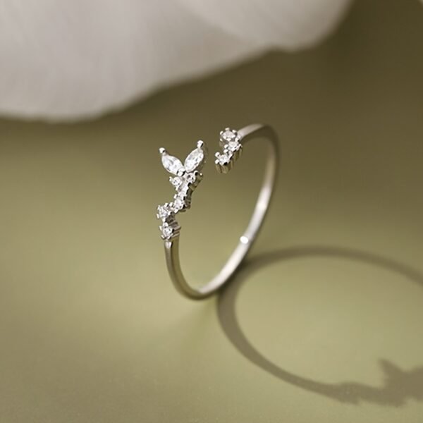 43d14b05-df36-4777-be28-9ac1479d71df.jpg Sparkling Butterfly & Leaf Adjustable Ring for Women