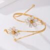 A Women's Pendant Necklace with a Fashionable White Spray-painted Flower
