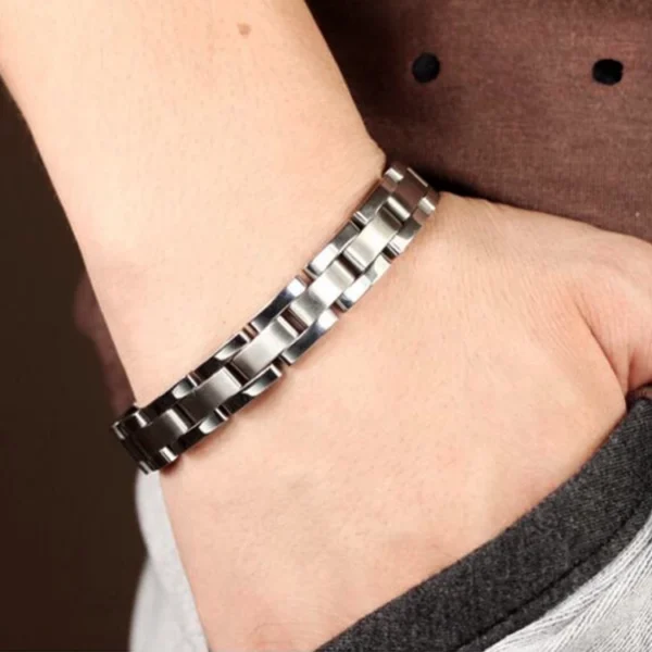 my-11134201-7qul3-ljavxx59unnq01.webp Magnetic Titanium Steel Mens Bracelet