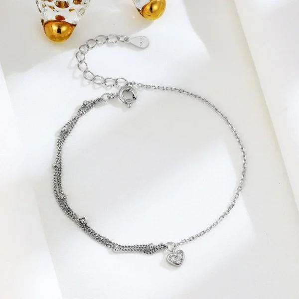 my-11134207-7rasa-m4pus5ci9e3da1.webp Silver Heart Bracelet