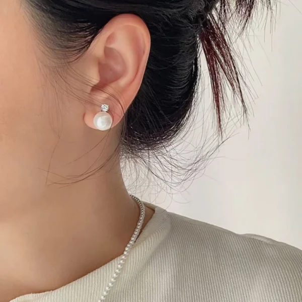 my-11134207-7rasd-m0sti841w1sr9d.webp Blossom Pearl Diamond Stud Earrings