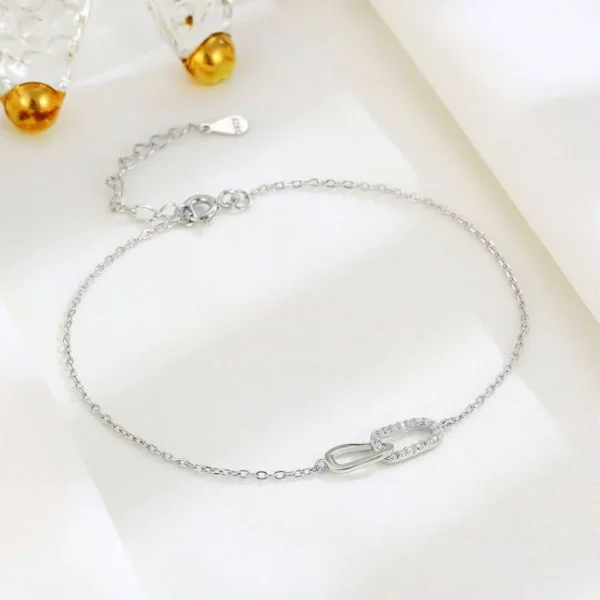 my-11134207-820l9-mfm1zbme9czz71.webp Double Link Silver Bracelet